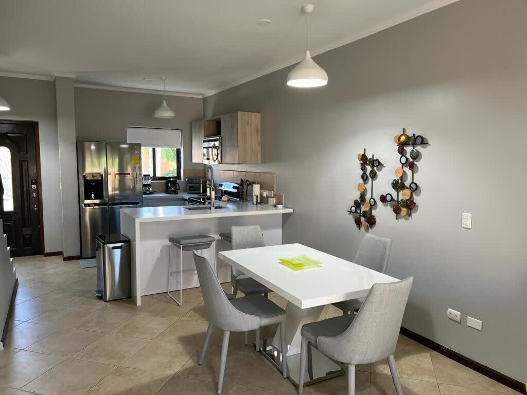 Special House In Gold Coast With Private Jacuzzi Villa Palm Beach Kültér fotó